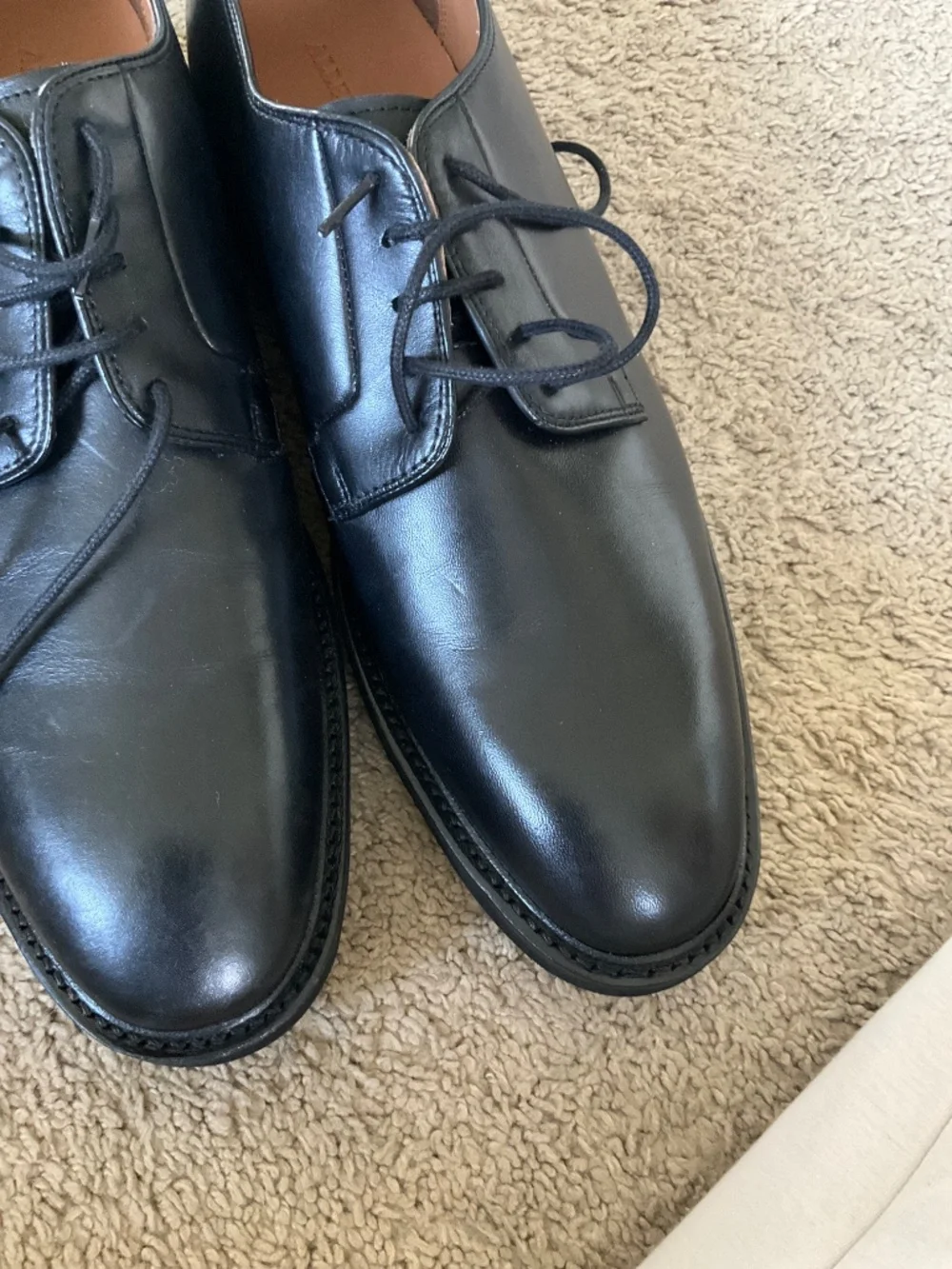 Allen Edmonds Leeds Plain Toe Blucher Shoe